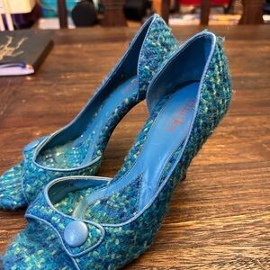 Charles By Charles David Blue Textured Heels